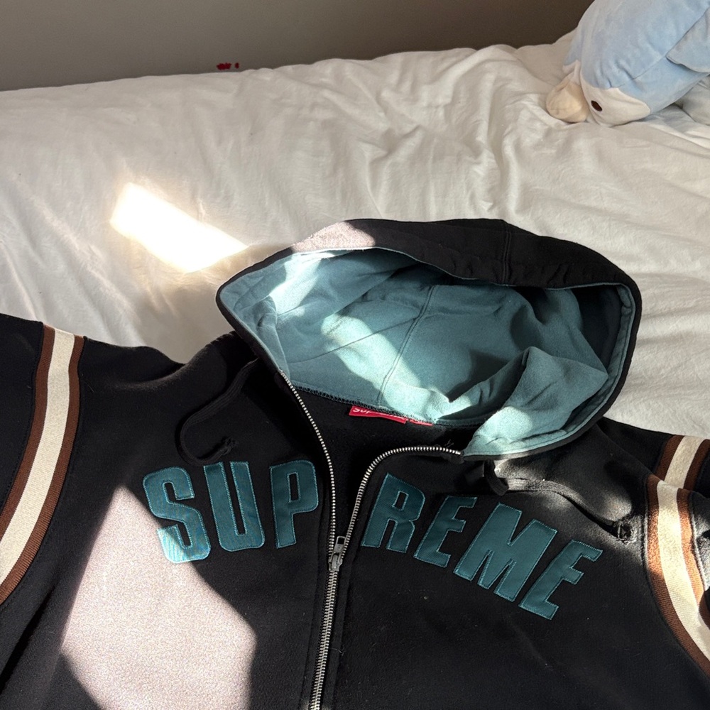 Supreme Jet Sleeve Black and Teal Zip-Up Hoodie SS2019 - Picture 3 of 4